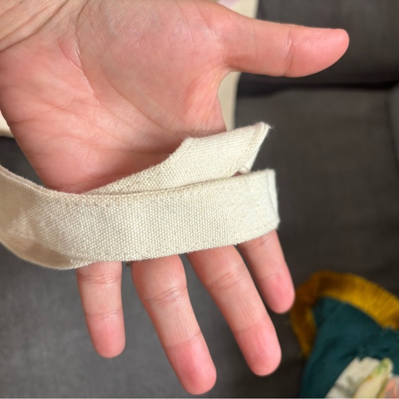 PETIT MOMENTS Ballet Tote White - Picture 6 of 6